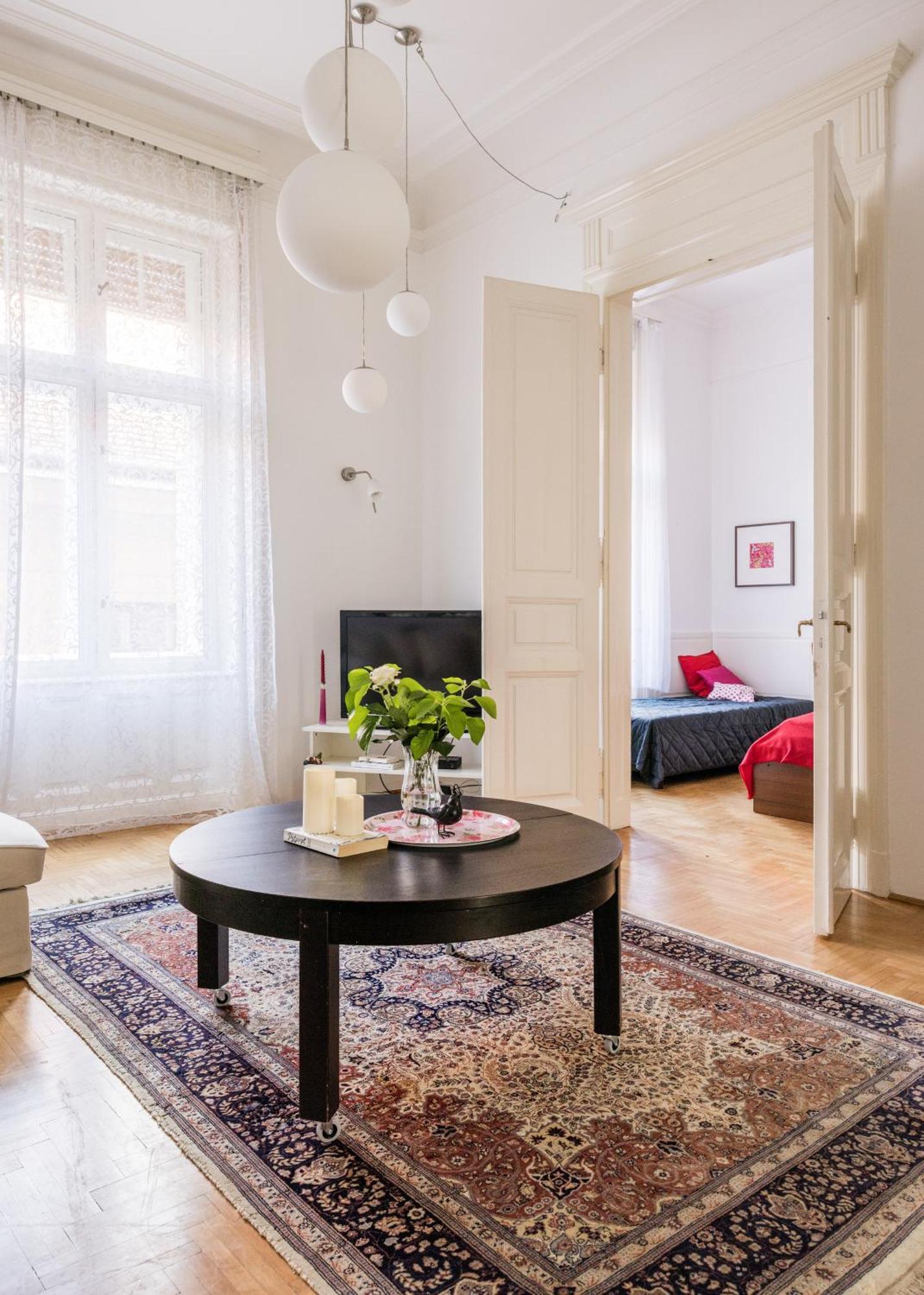 Sara'h Romantic Apartment Budapest